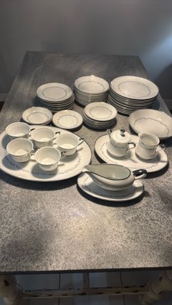 Vintage, Empress Celebration 911 China Set