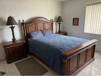 Bedroom set - 4 pieces + lamps + mattress