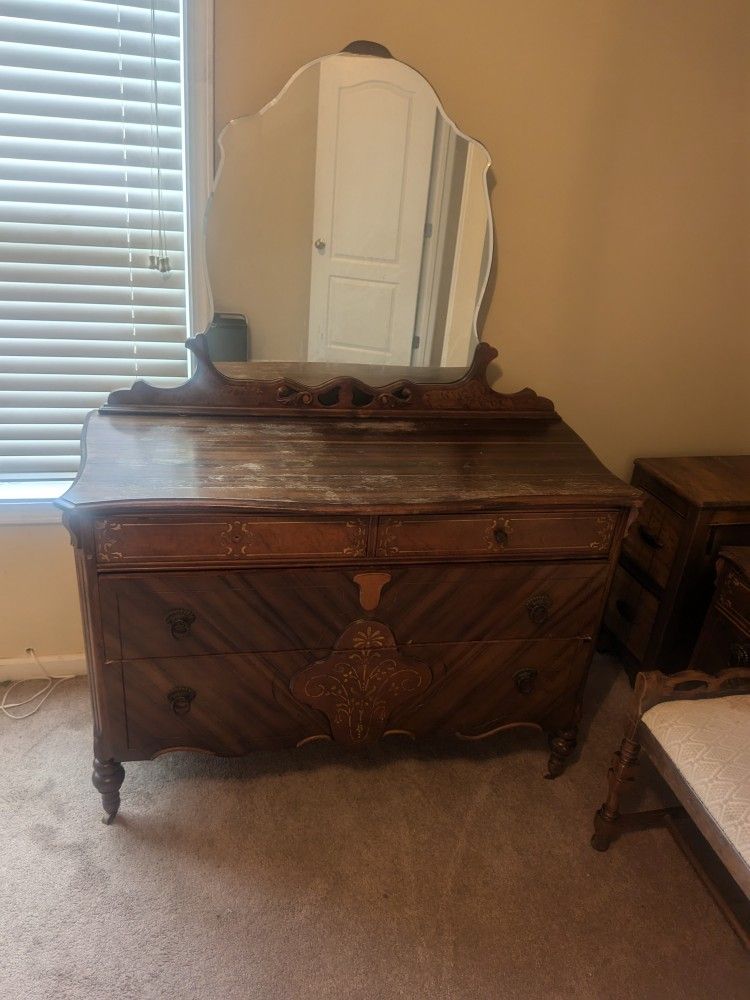 Antique Bedroom Set