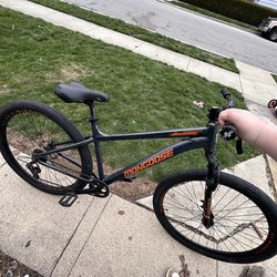 Mongoose Adult Switchback Comp Mountain Bike