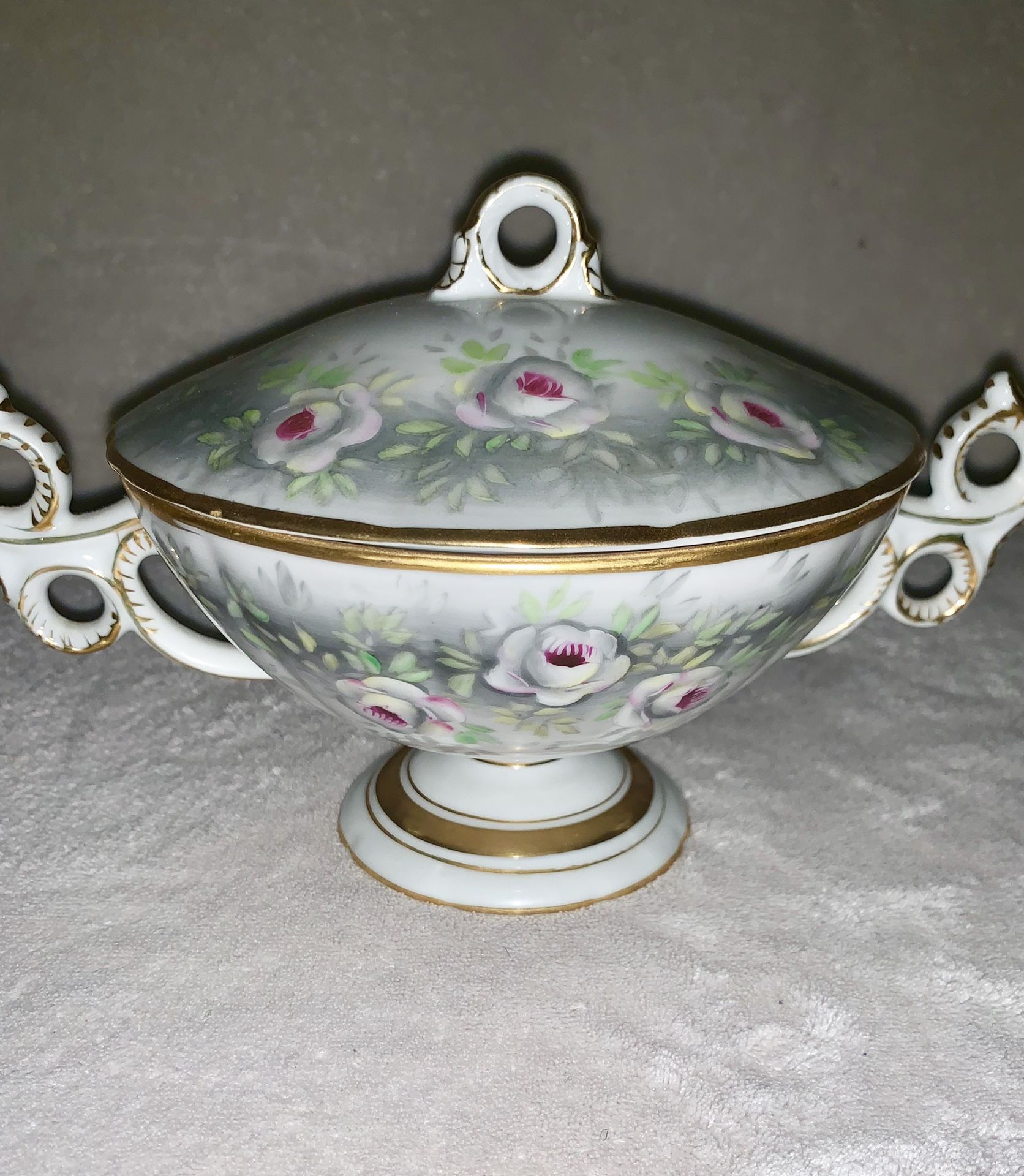 Ucagco China Antique Sugar Bowl With Lid