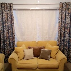 Sofa & loveseat