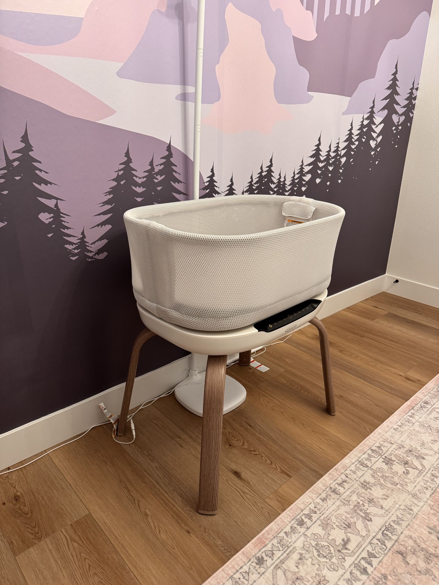 Graco Smartsense Soothing Baby Bassinet