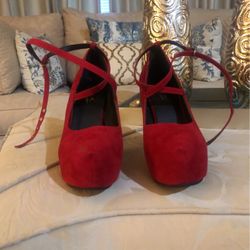 Red pumps