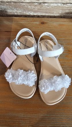 New Girls Size 2 White Flower Sandals Shoes