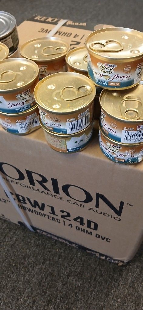 New Cat Food ....