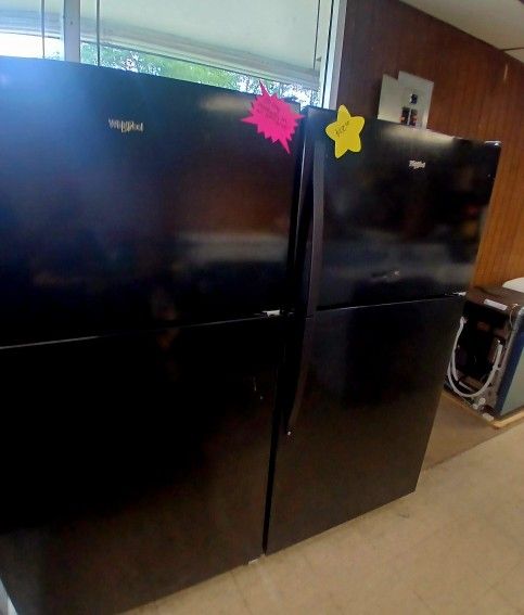Whirlpool REFRIGERATOR