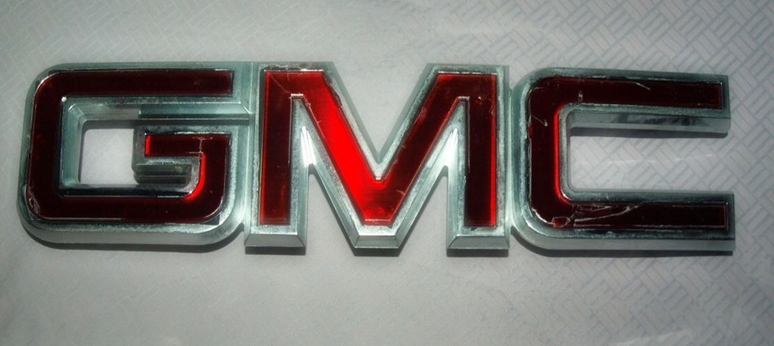 2007-2015 GMC Yukon Arcadia Front Bumper Emblem 1(contact info removed)