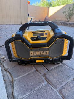 DeWalt DCR025 Radio/Bluetooth