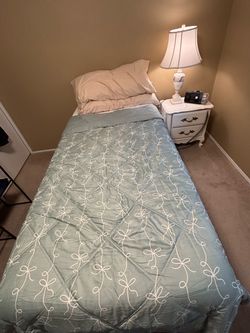 Extra long twin adjustable bed with mattress