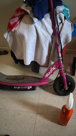 Razor electric scooter