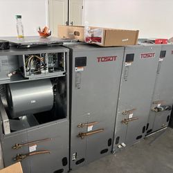 (4) Tosot Electric Heat Pumps (18months Old)