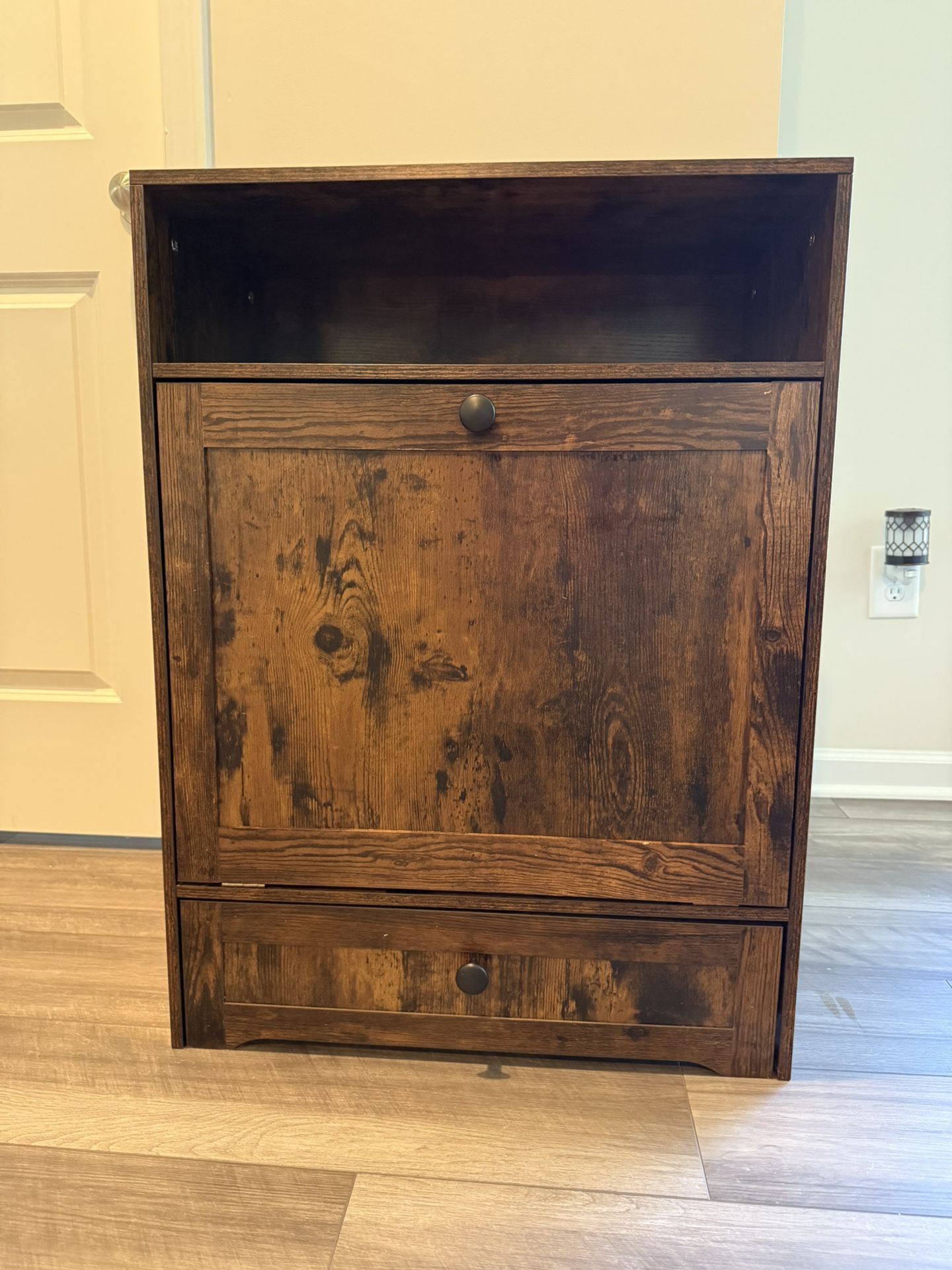 Engineered Wood Pet Food And Feeding Cabinet