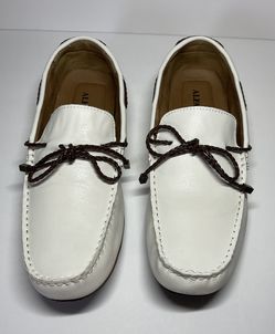 Alfani White Loafers/Drivers Shoe 