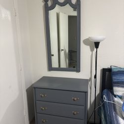 3. Drawers And Mirror 