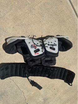 shoulder pads riddle