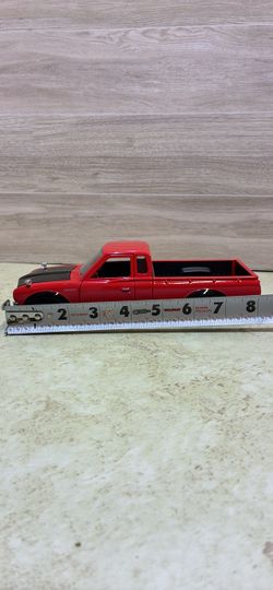 1972 Datsun 620 Pickup Truck Diecast Model Car