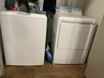 1 Year Washer & Dryer Set ! Best Offer !