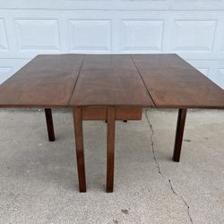 ⭐️ Beautiful Antique Double Drop Leaf Table 🤎