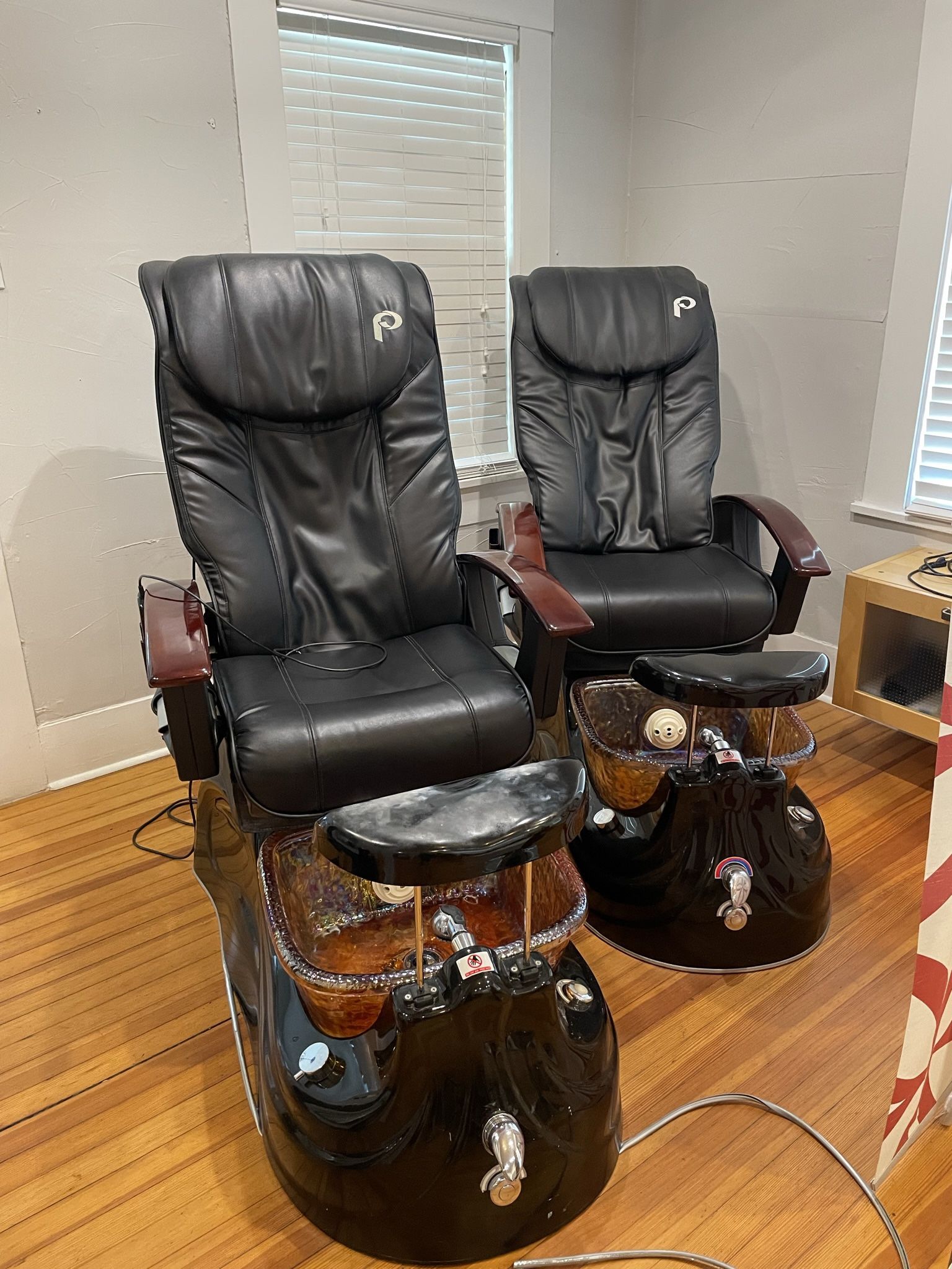 Pedicure Chairs