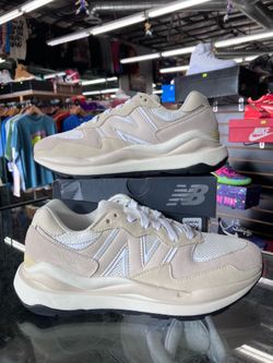Women’s New Balance 57/40 Sea Salt Calm Taupe