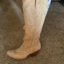Women’s 8 Wide Calf Ariat Casanova 