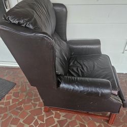 Leather Recliner 
