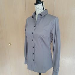 EUC Banana Republic Button Up Dress Shirt - Small, Gray