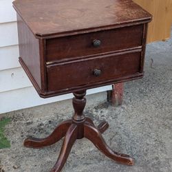 antique table 