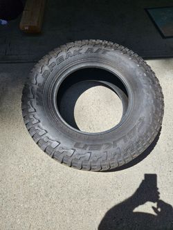 285/70-17 Falken