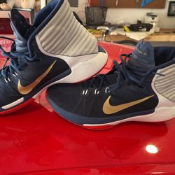 NIKE PRIME HYPE DC 2016 SZ. 8 MENS