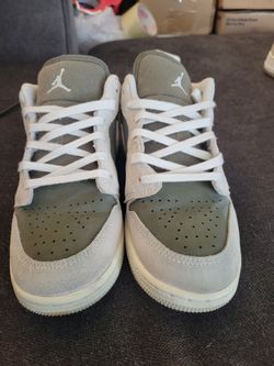 Air Jordan 1 Low Sneakers