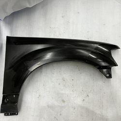 2001 to 2005 Ford Explorer Sport and Sport Trac passenger Fender