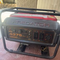 PREDATOR 4375 Watt Gas-Powered Portable Generator