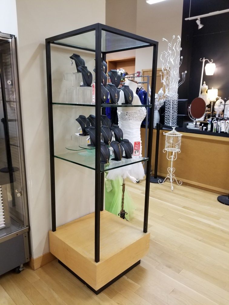 Beautiful glass wood metal display case shelves Like New