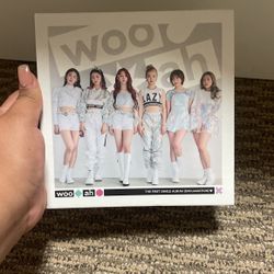 Wooah Album With Cd And No Pc