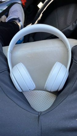 Beats Solo 4