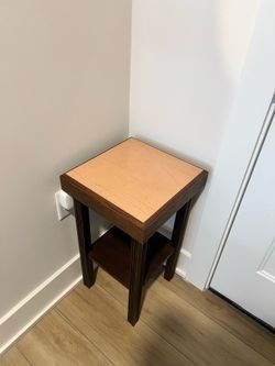 Selling 2 side tables! $30 in total! Good as new
