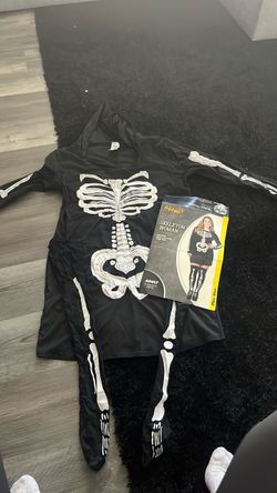Adult skeleton woman