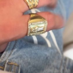 14k San Judas Ring 8.6 Grams 