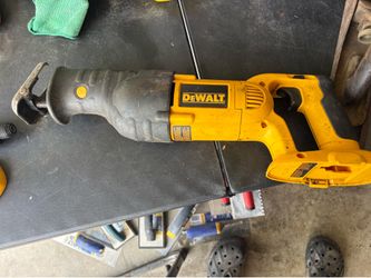 Dewalt 18 volt saw