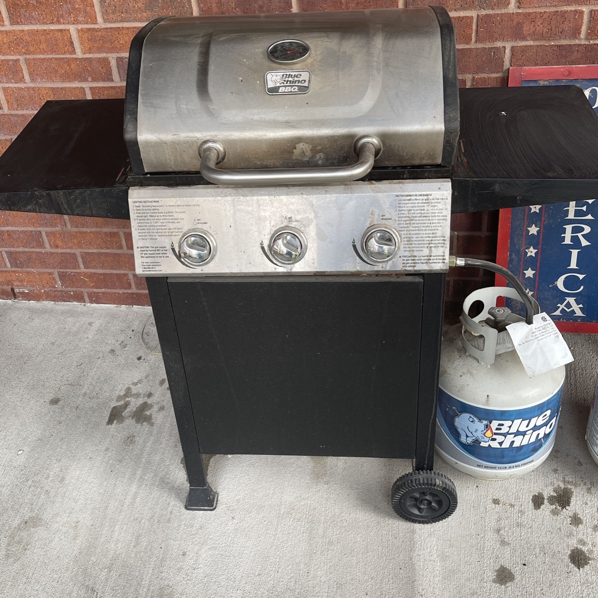 Blue Rhino Grill - Comes With Half Full Propane Tank - In Good Condition 