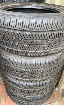 235/55/17 Yokahoma 80%