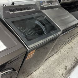 Topload Washer And Gas Dryer Whirlpool