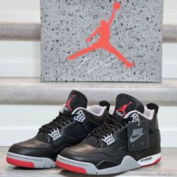 Air Jordan 4 Bred Reimagined Men's Size 9.5- Used