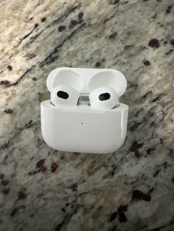 Apple AirPods (3rd Generation)