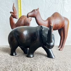 Wood Animals For Decoration, Giraffe, Deer And Rhino