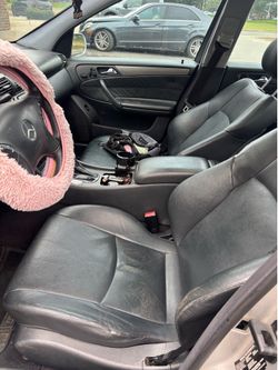 01 Mercedes Benz c320
