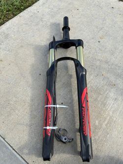 Suntour 27.5 Forks With Handlebar Lock Out