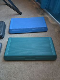 Aerobic steps $10